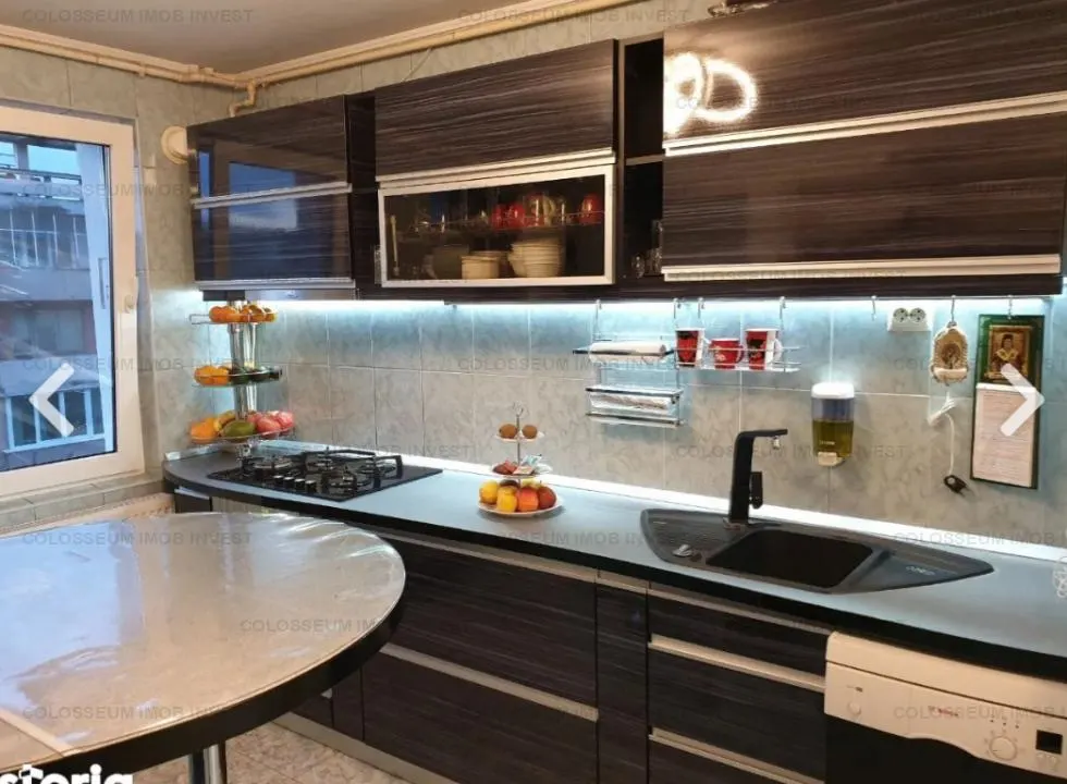 Apartament 4 camere - zona Tractorul - foto 1