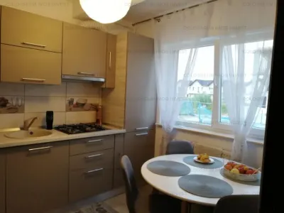 Apartament 3 camere, decomandat  - zona Sanpetru - foto 6