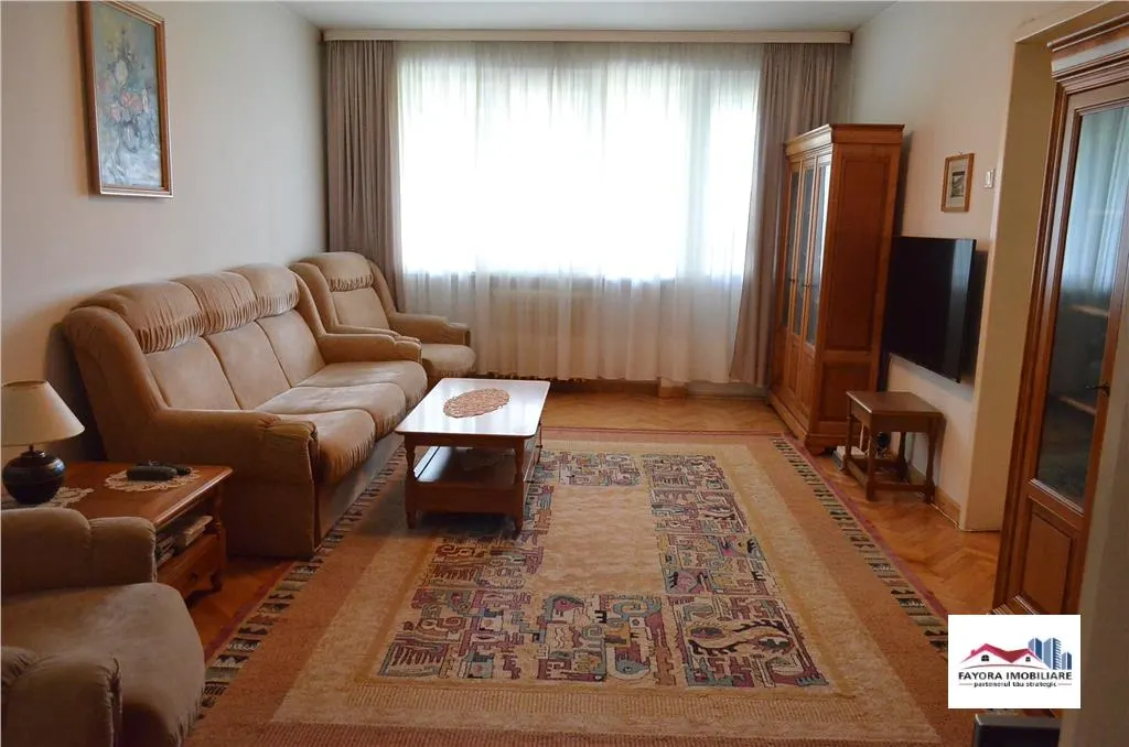Apartament 3 Camere de Inchiriat Zona Aleea Carpati - foto 1