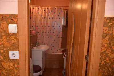 Apartament 4 camere - zona Tractorul - foto 7