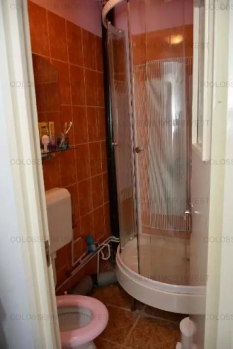 Apartament 4 camere - zona Tractorul - foto 8