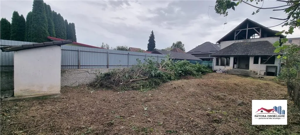 Casa/Spatiu Comercial sau pentru Birouri de Vanzare Zona Tarnaveni - foto 3
