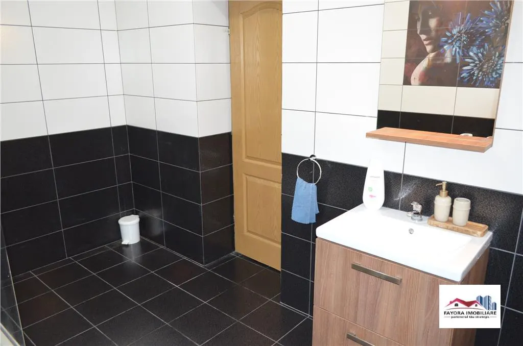 Apartament 1 Camera si Parcare Privata Inclusa de Inchiriat Zona Ultracentrala - foto 7