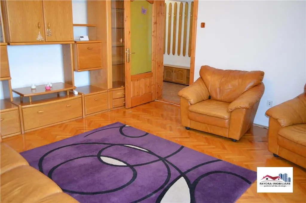 Apartament cu 4 Camere de Inchiriat in Zona Ultracentrala - foto 1