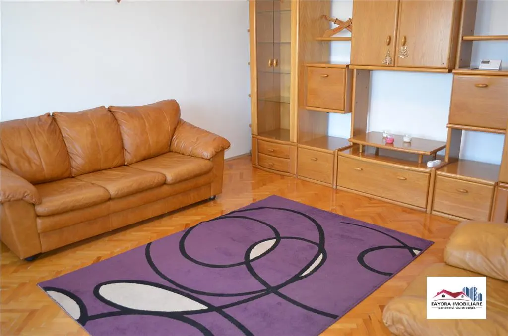 Apartament cu 4 Camere de Inchiriat in Zona Ultracentrala - foto 2