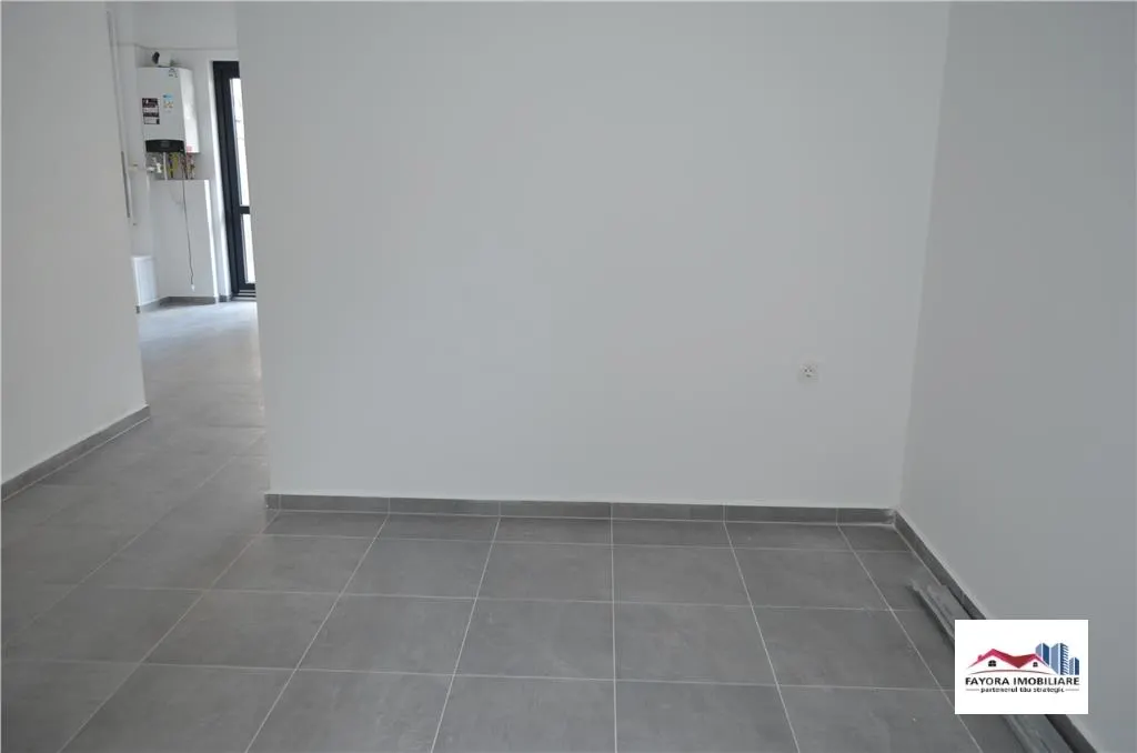 Spatiu Comercial Nou cu Parcare de Vanzare  in Zona Libertatii - foto 4