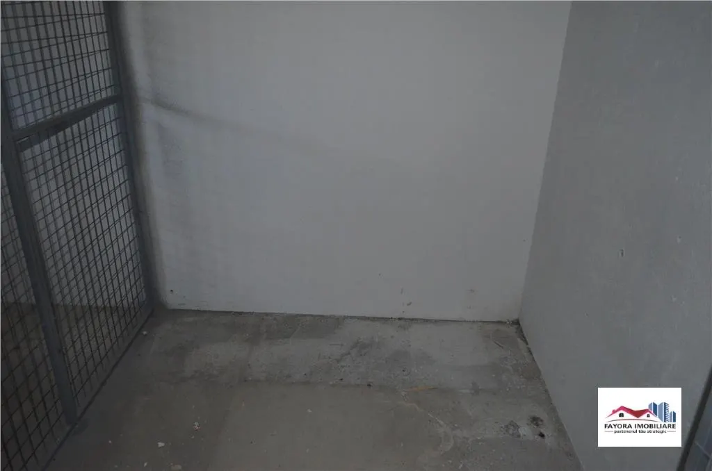 Spatiu Comercial Nou cu Parcare de Vanzare  in Zona Libertatii - foto 9