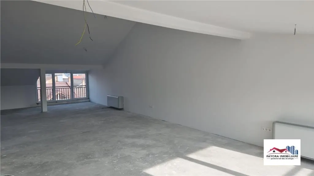 Apartament Nou cu 3 Camere de Vanzare in Zona Centrala - foto 1