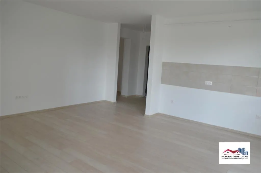 Spatiu Comercial cu Parcare de Inchiriat in Zona Libertatii - foto 1