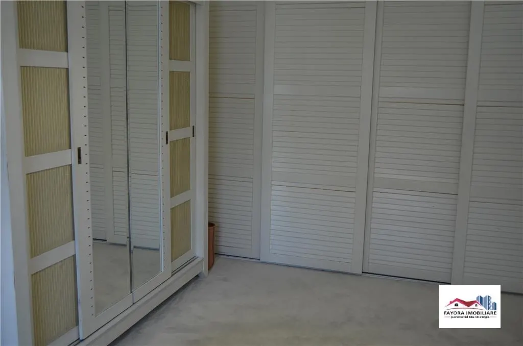 Apartament Nou 3 Camere si Parcare de Vanzare in Zona Centrala - foto 5
