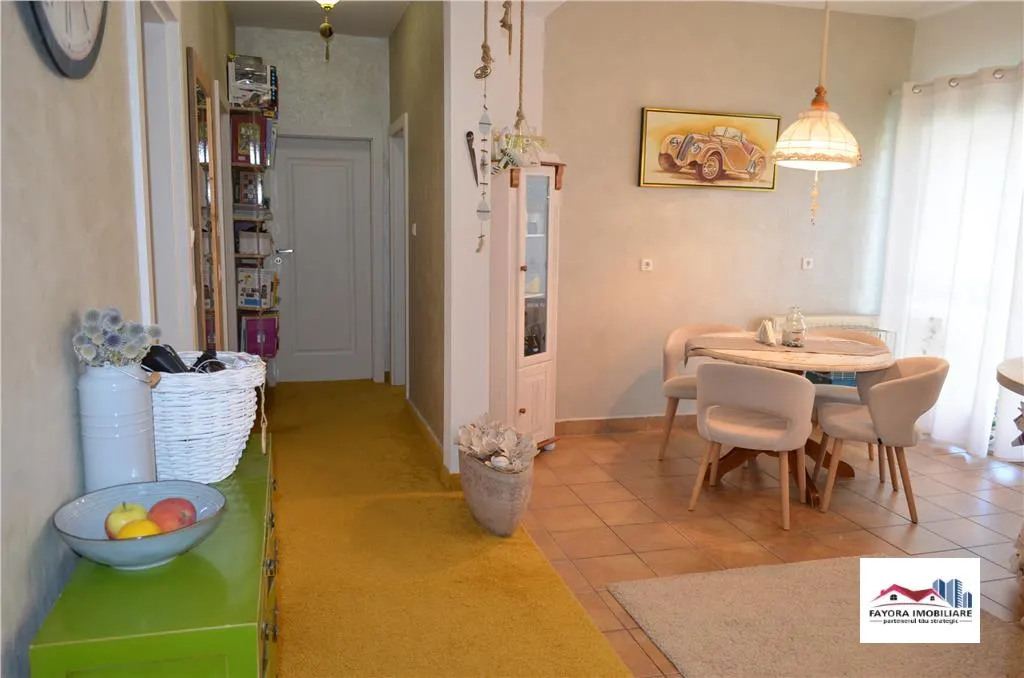 Apartament Nou 3 Camere si Parcare de Vanzare in Zona Centrala - foto 8