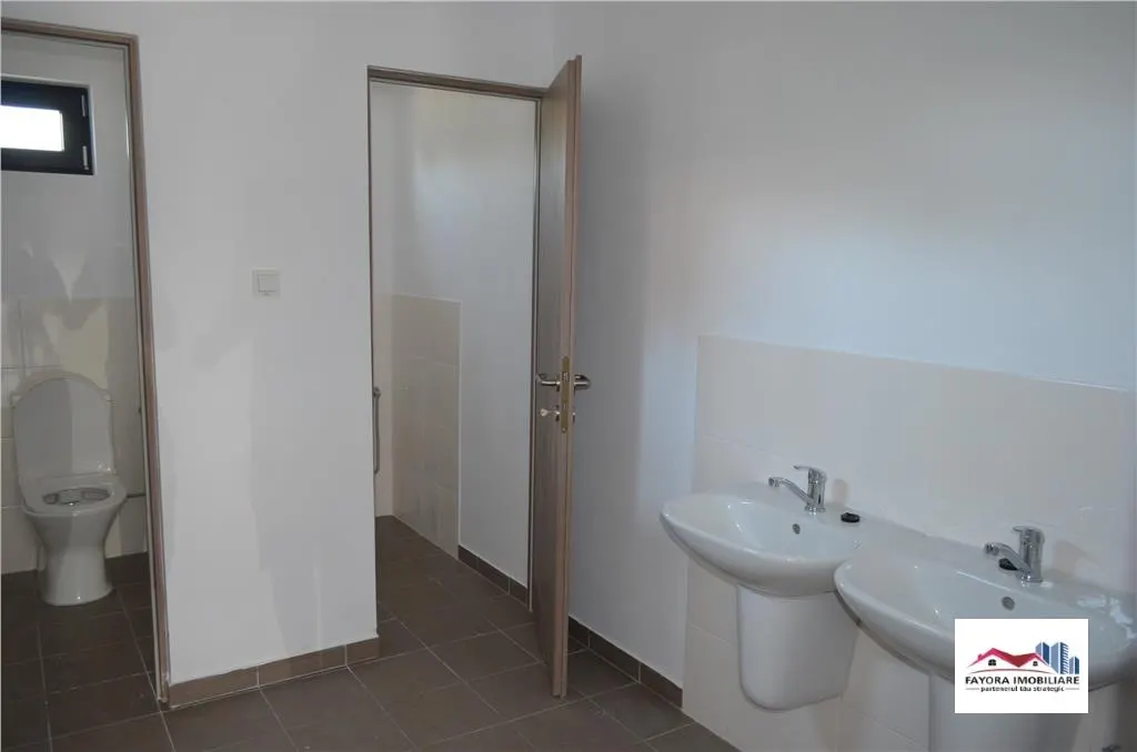 Spatiu Comercial de Inchiriat in Santana de Mures - foto 3
