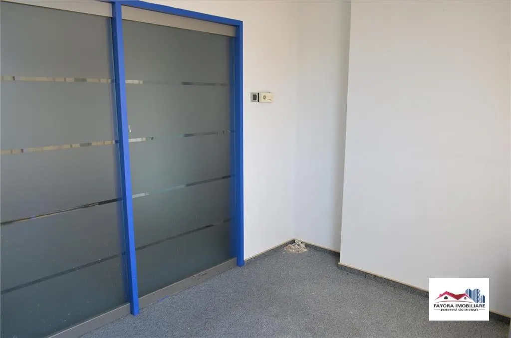 Oportunitate! Spatiu de Vanzare in Zona Semicentrala - foto 2