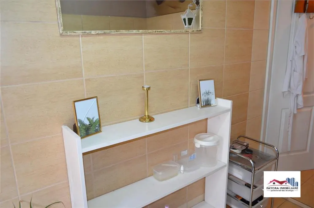 Spatiu de Inchiriat in Zona Ultracentrala cu utilitatile incluse - foto 2