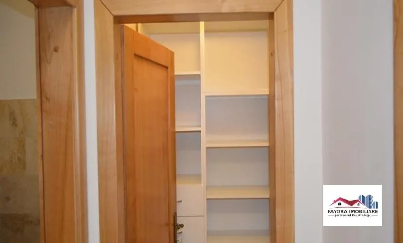 Apartament cu 3 camere de Inchiriat in Zona Centrala - foto 8