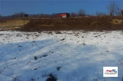 Teren de vanzare in Corunca - Corunca