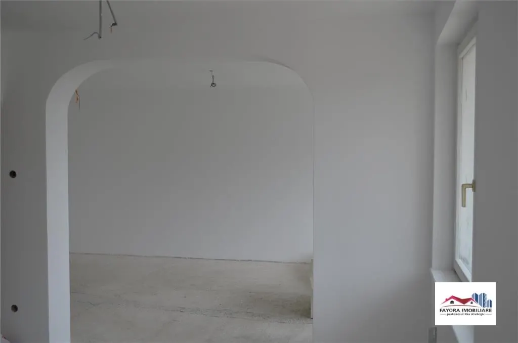 Casa de Vanzare in  Sancraiu de Mures - foto 1