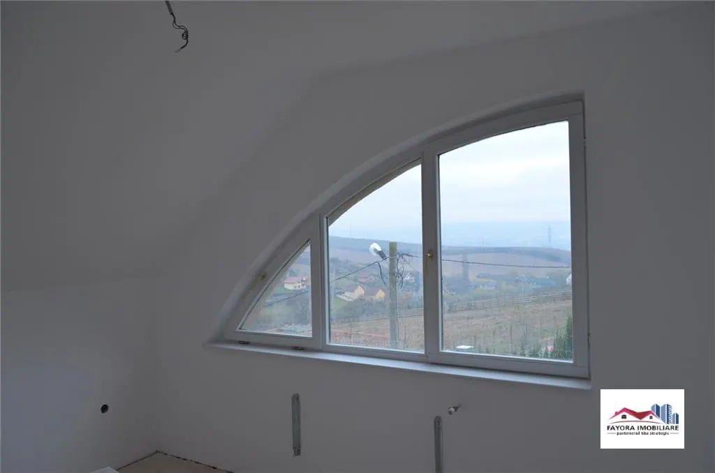 Casa de Vanzare in  Sancraiu de Mures - foto 3