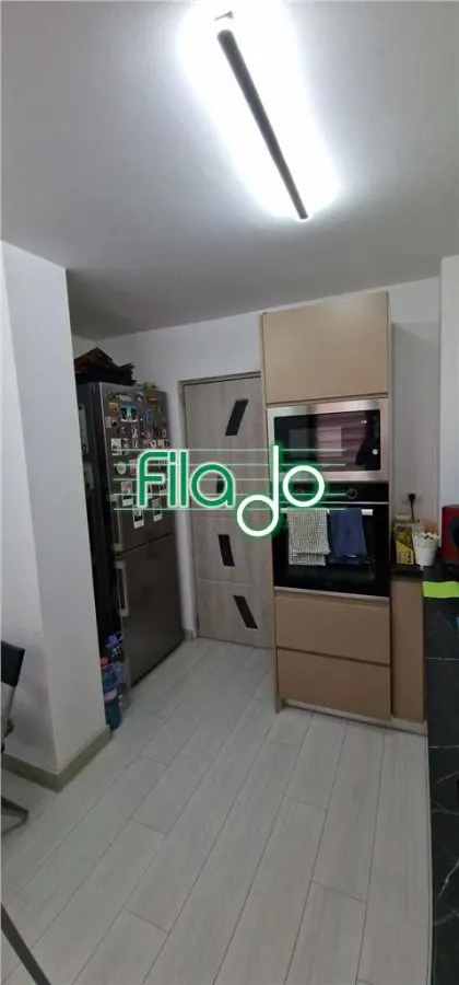 Apartament 3 camere cu centrala proprie Titan Auchan - foto 2