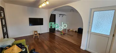 Apartament 4 camere transformate in 3, Basarabia - foto 1