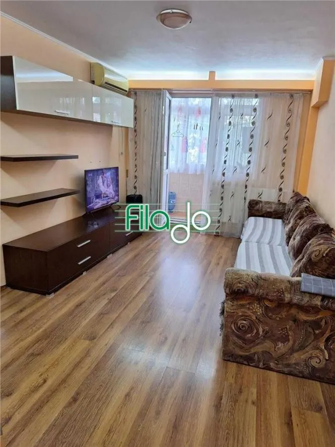 Apartament 3 camere Titan, Piata Salajan - foto 1