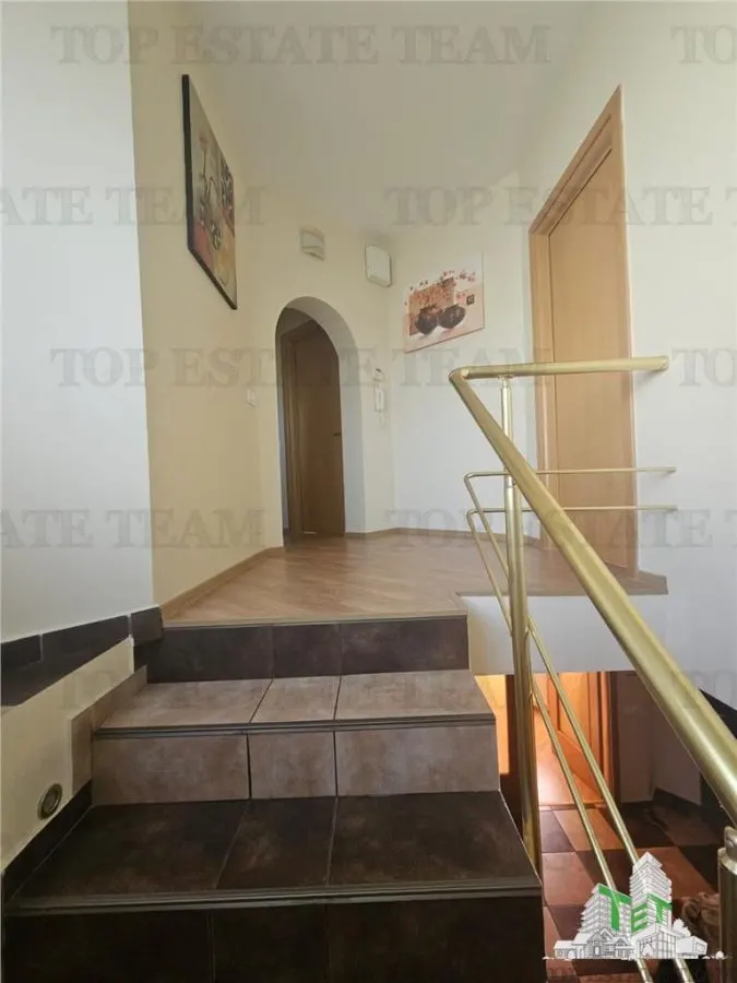 Vila regie proprie teren 800mp si garaj dublu in Dragomiresti-Deal - foto 12