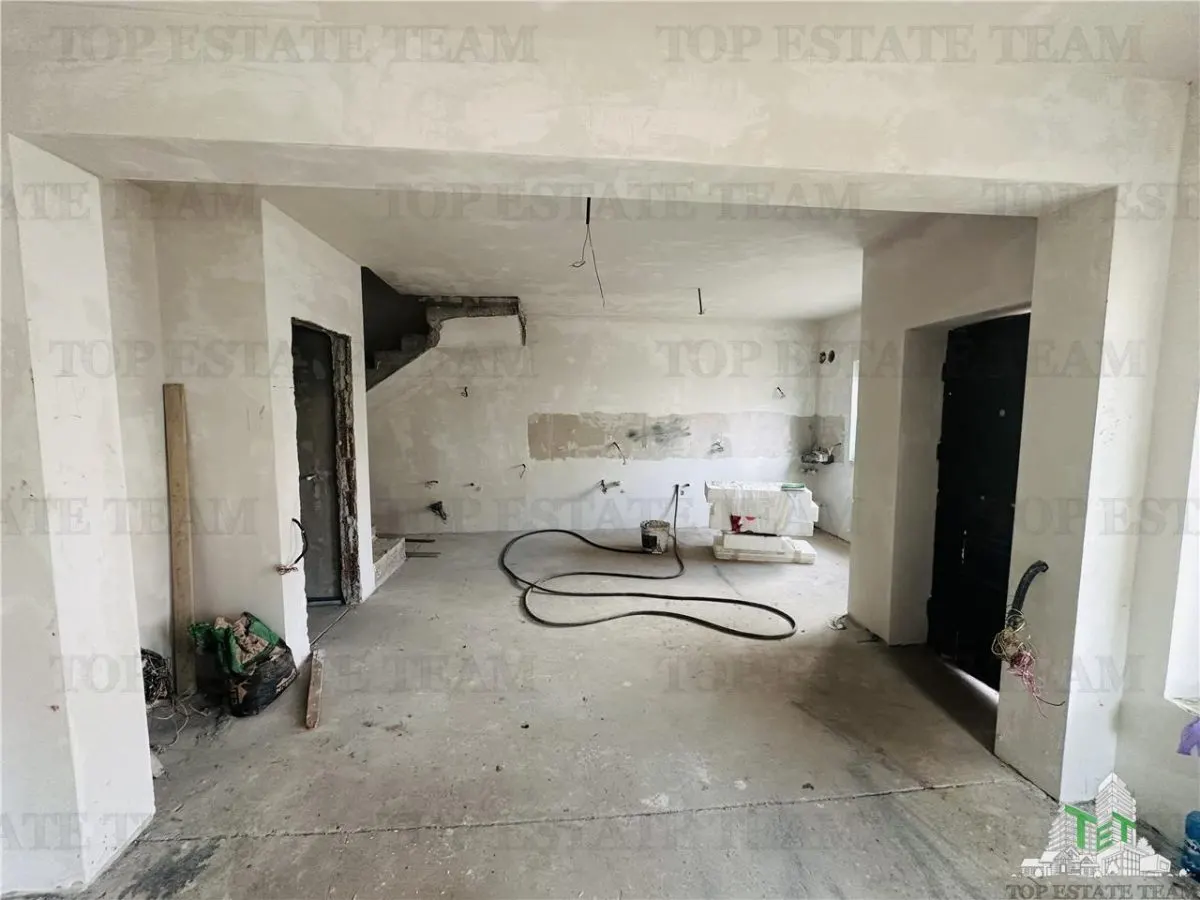 Vila superba,165 mp utili, 139 mp teren, zona exclusivista ROSU-MILITARI - foto 3