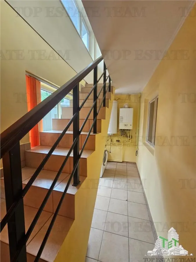 Casa la curte cu garaj dublu langa Padurea Rosu - foto 8