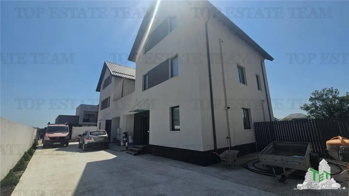 Vila 5 camere cu garaj in Prelungirea Ghencea-Bragadiru - foto 1