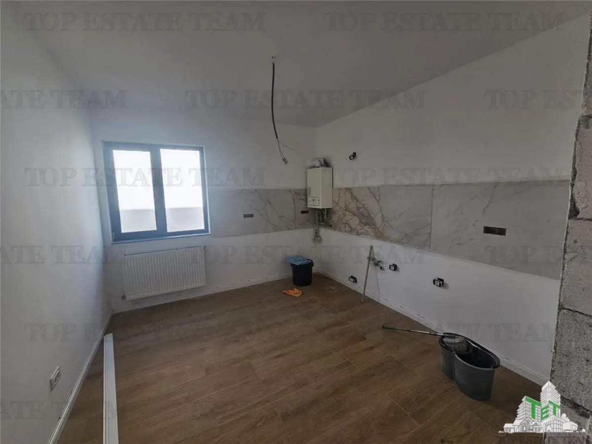Vila 5 camere cu garaj in Prelungirea Ghencea-Bragadiru - foto 3