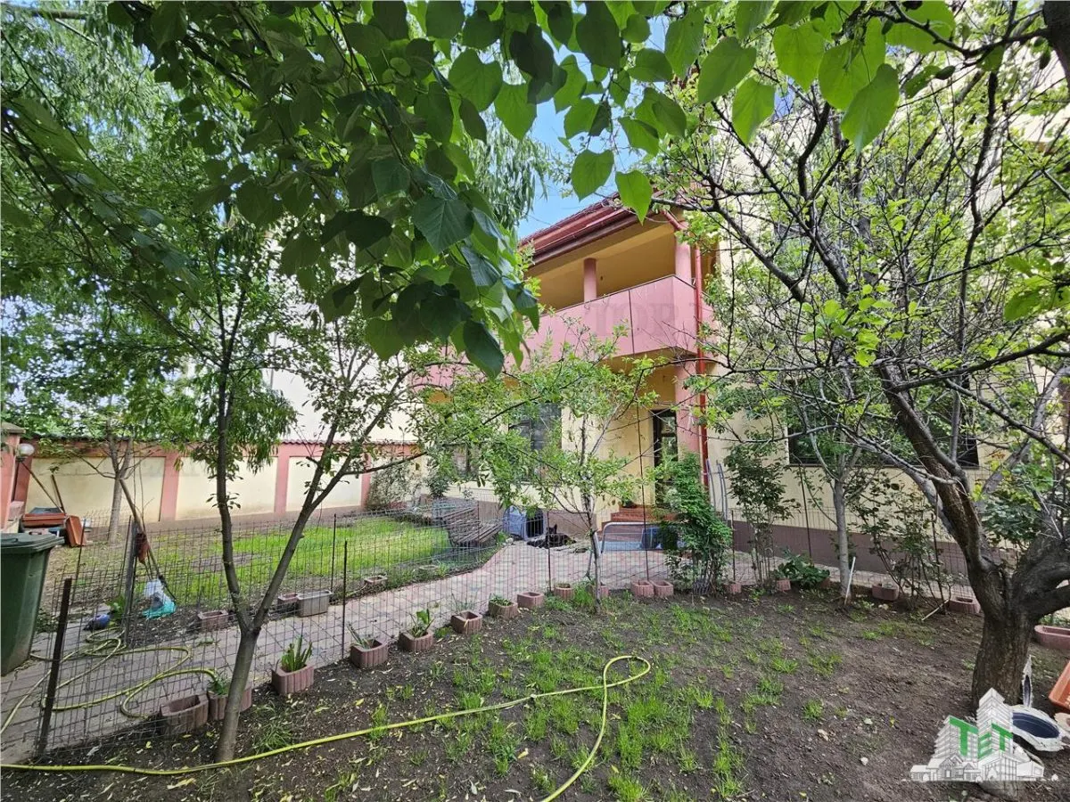 Vila spatioasa living 65mp 300metri utili in Bragadiru - foto 3