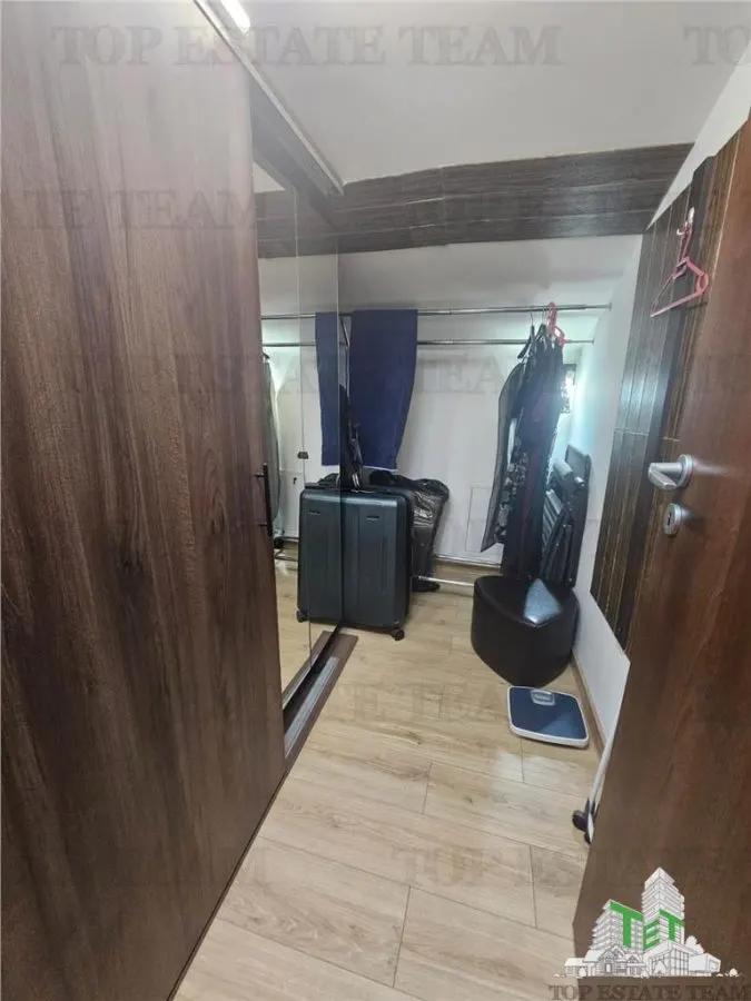 Casa mobilata 4 camere langa metrou Raul Doamnei - foto 12