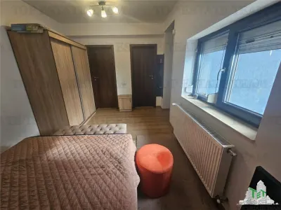 Casa mobilata 4 camere langa metrou Raul Doamnei - foto 10