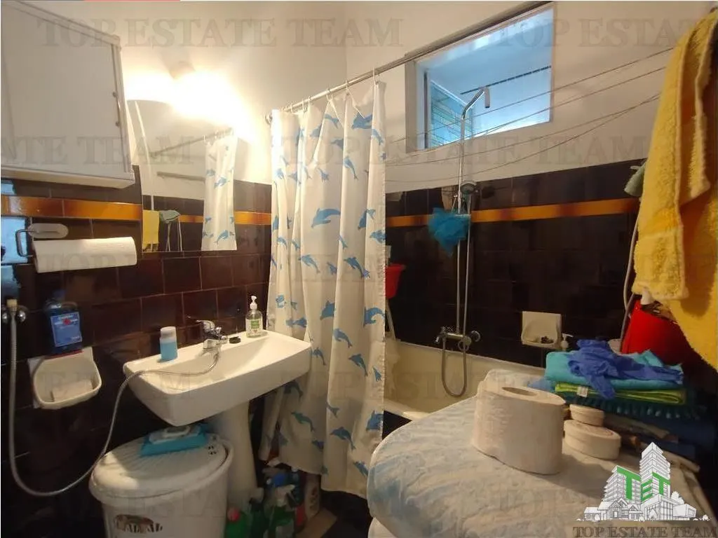 Casa individuala cu garaj si curte libera 300 mp, zona excelenta Brancoveanu - foto 9
