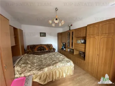 Casa de vanzare, teren 1000 mp. in Voluntari - foto 2