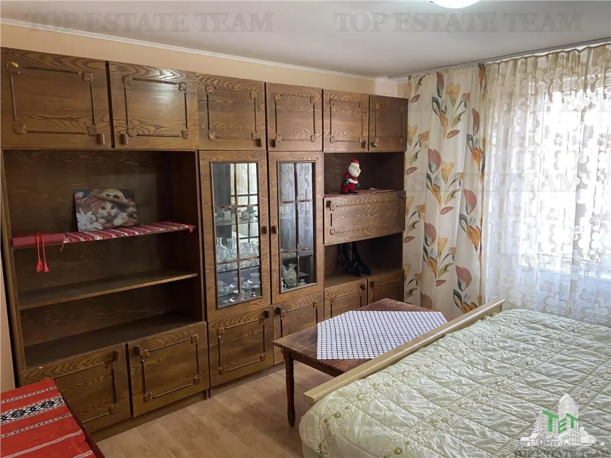 Casa de vanzare, teren 1000 mp. in Voluntari - foto 4