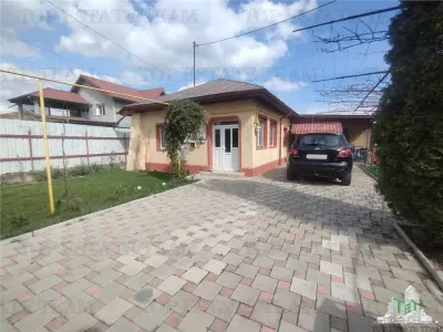 Ocazie! Casa individuala cu teren generos 700 mp, panouri fotovoltaice, langa Bucuresti, comuna 1 Decembrie - 1 Decembrie