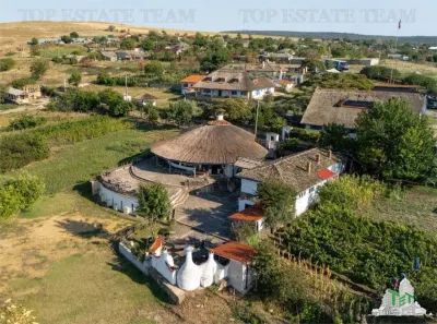 Resort Delta Dunarii | 21 camere | 18 unitati cazare | aproape de Marea Neagra - Enisala