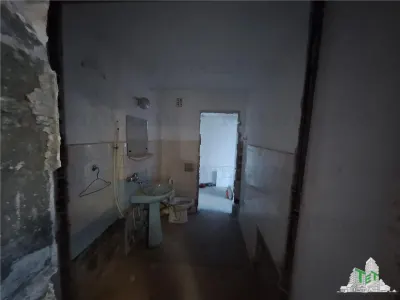 Apartament 3 cam. - Bloc Turn - vanzare - Braila - foto 4