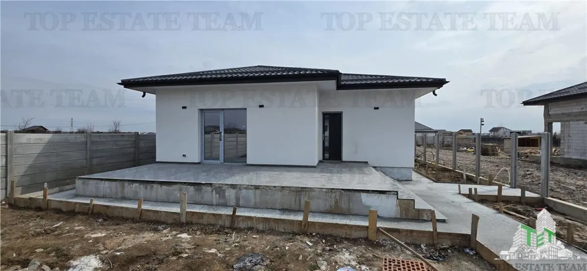 Vila individuala moderna cu 4 camere , 2 bai ,terasa 25mp, incalzire in pardoseala, 2 locuri de parcare - foto 3