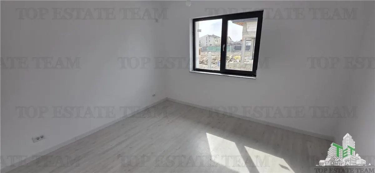 Vila individuala moderna cu 4 camere , 2 bai ,terasa 25mp, incalzire in pardoseala, 2 locuri de parcare - foto 24