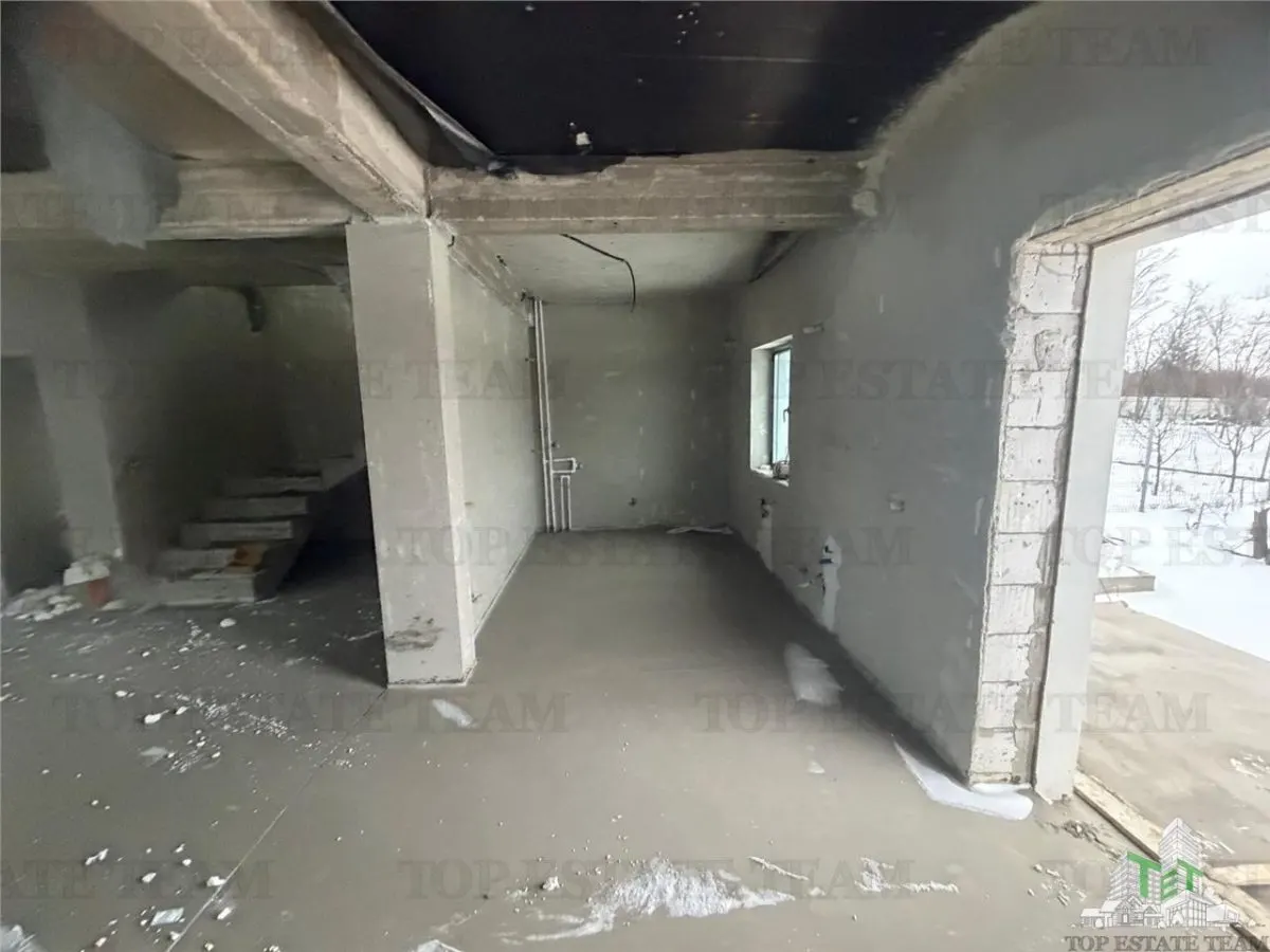 Vila 5 camere de vanzare in Frumusani, ideala investitie - foto 11