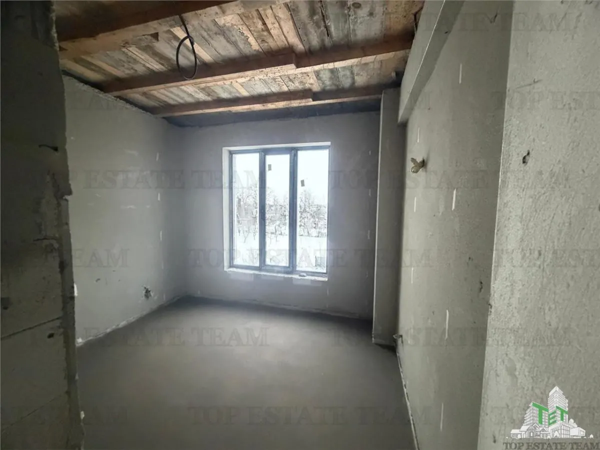 Vila 5 camere de vanzare in Frumusani, ideala investitie - foto 16