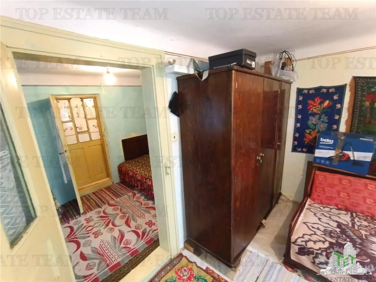 Casa taraneasca traditionala pe parter cu gradina si livada 1700mp in Gruiu, la 10 min de DN1 si la 4 min de A3. - foto 13