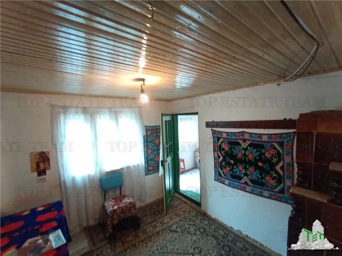 Casa taraneasca traditionala pe parter cu gradina si livada 1700mp in Gruiu, la 10 min de DN1 si la 4 min de A3. - foto 14