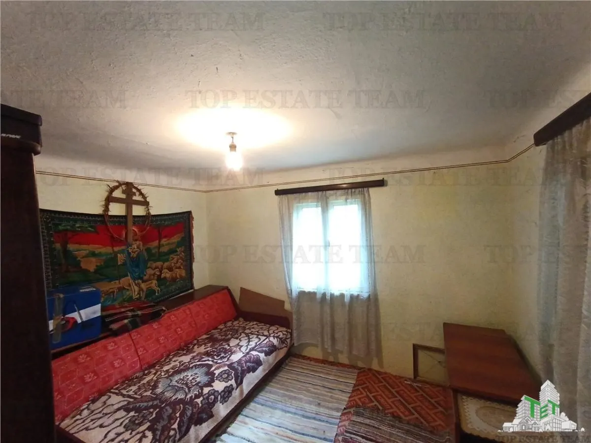 Casa taraneasca traditionala pe parter cu gradina si livada 1700mp in Gruiu, la 10 min de DN1 si la 4 min de A3. - foto 16