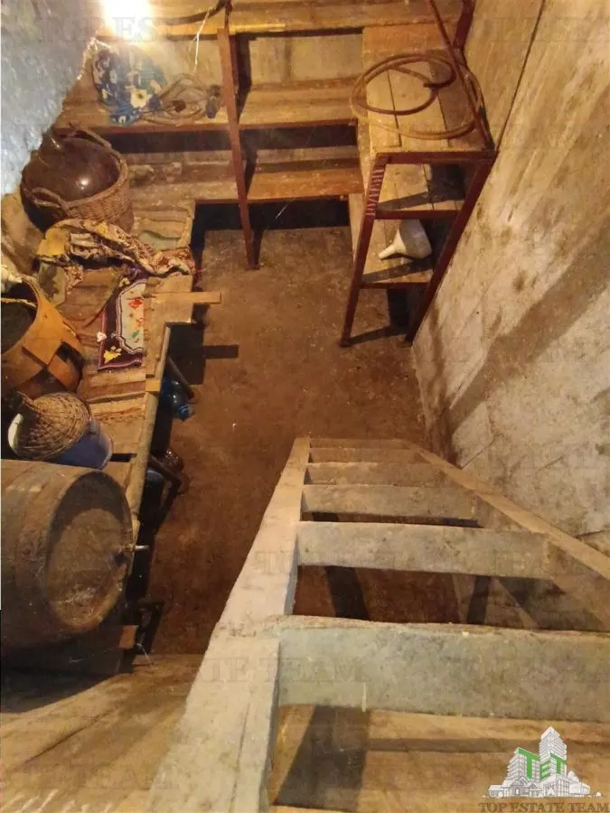 Casa taraneasca traditionala pe parter cu gradina si livada 1700mp in Gruiu, la 10 min de DN1 si la 4 min de A3. - foto 17