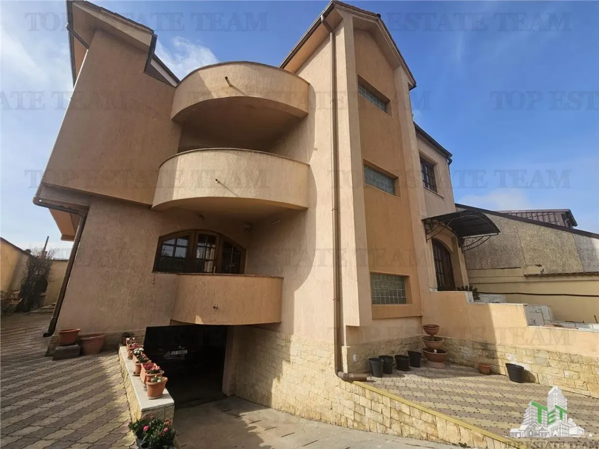 Casa 7 camere, foarte frumoasa si spatioasa - zona Km 4- 5, Constanta - foto 1