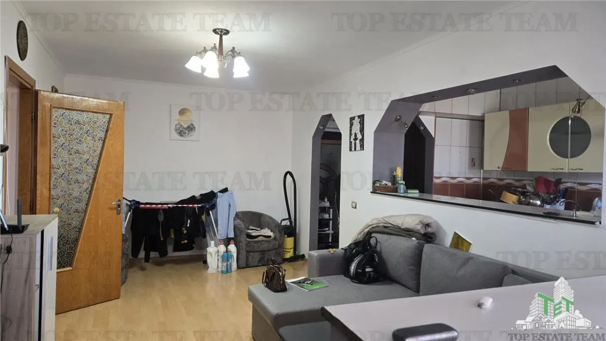 Apartament luminos de vanzare cu 2 camere in zona Crangasi- disponibil imediat- pret redus! - foto 2