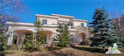 Vila somptuoasa, 10 + camere, S+P+1, 1100mp utili, cu toate utilitatile, in  sector 6 Bucuresti zona Valea  Oltului - Bucuresti